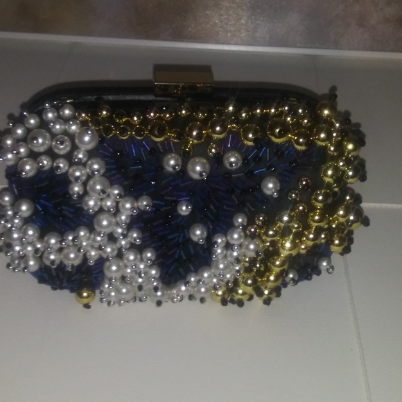 Handbag - Picture 2 of 4